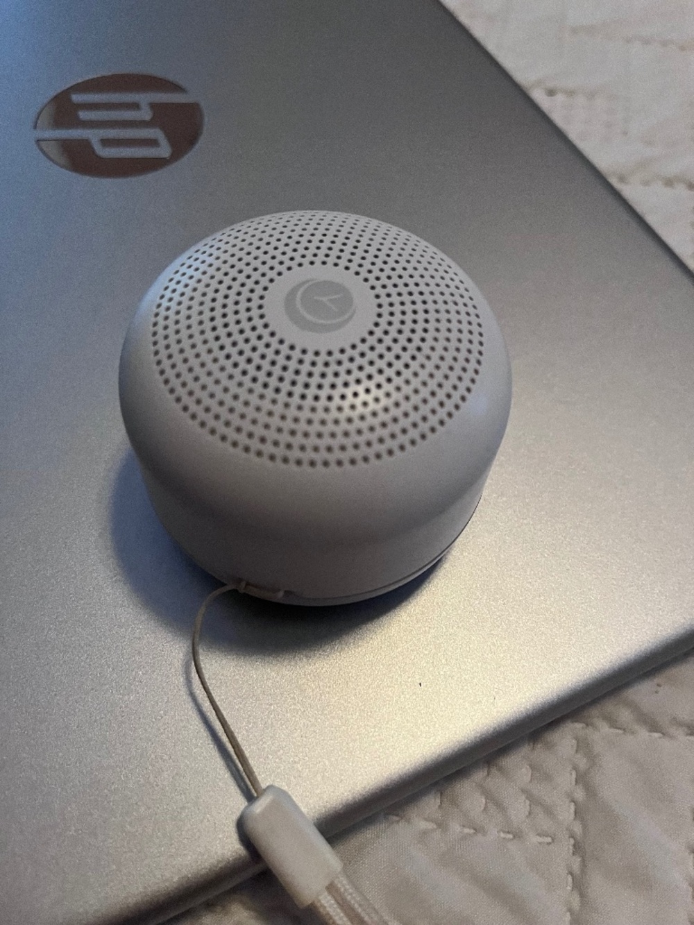 Yogasleep Rohm Portable White Noise Sound Machine – White